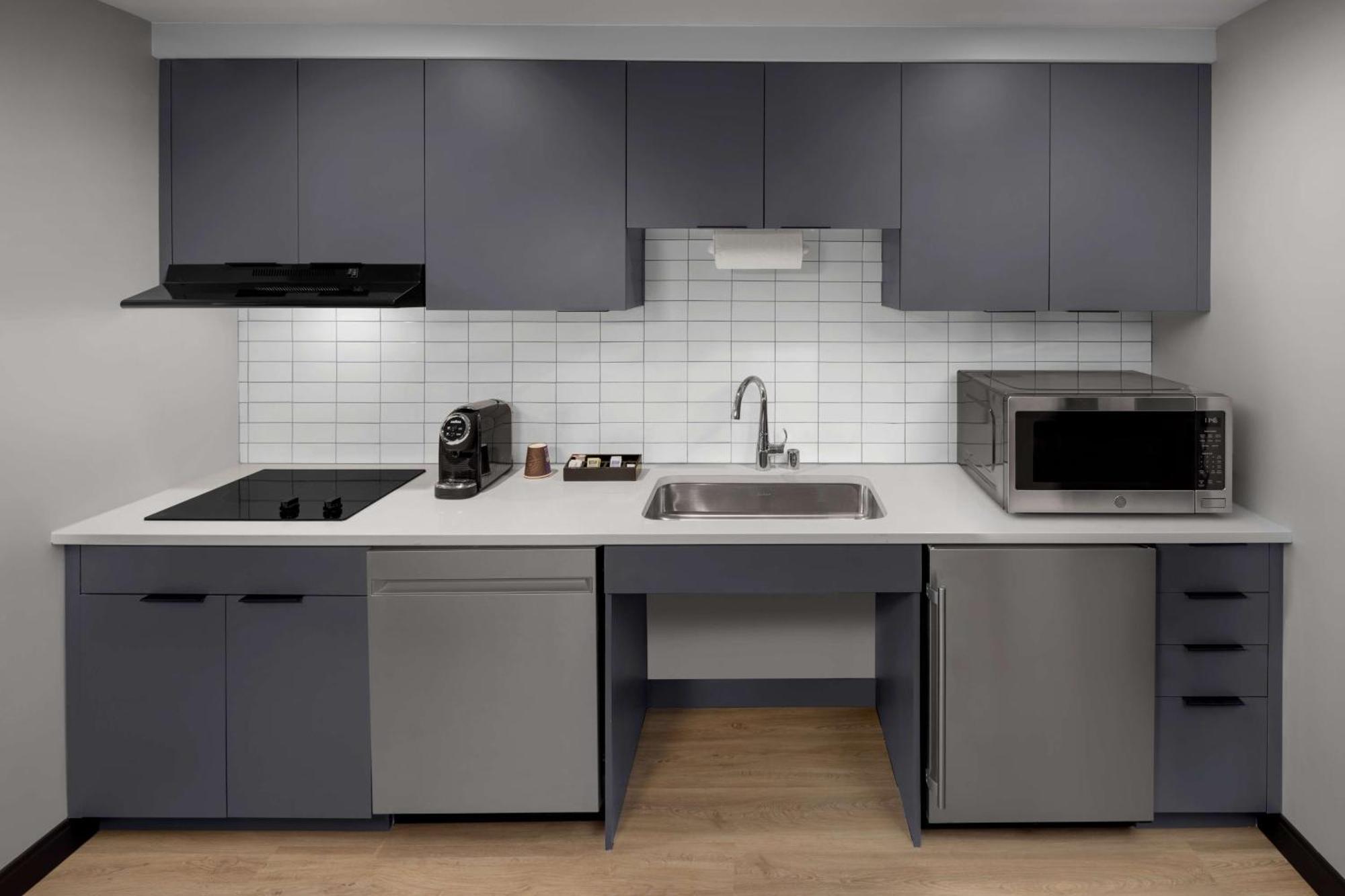 Homewood Suites By Hilton Grand Prairie At Epiccentral Bagian luar foto