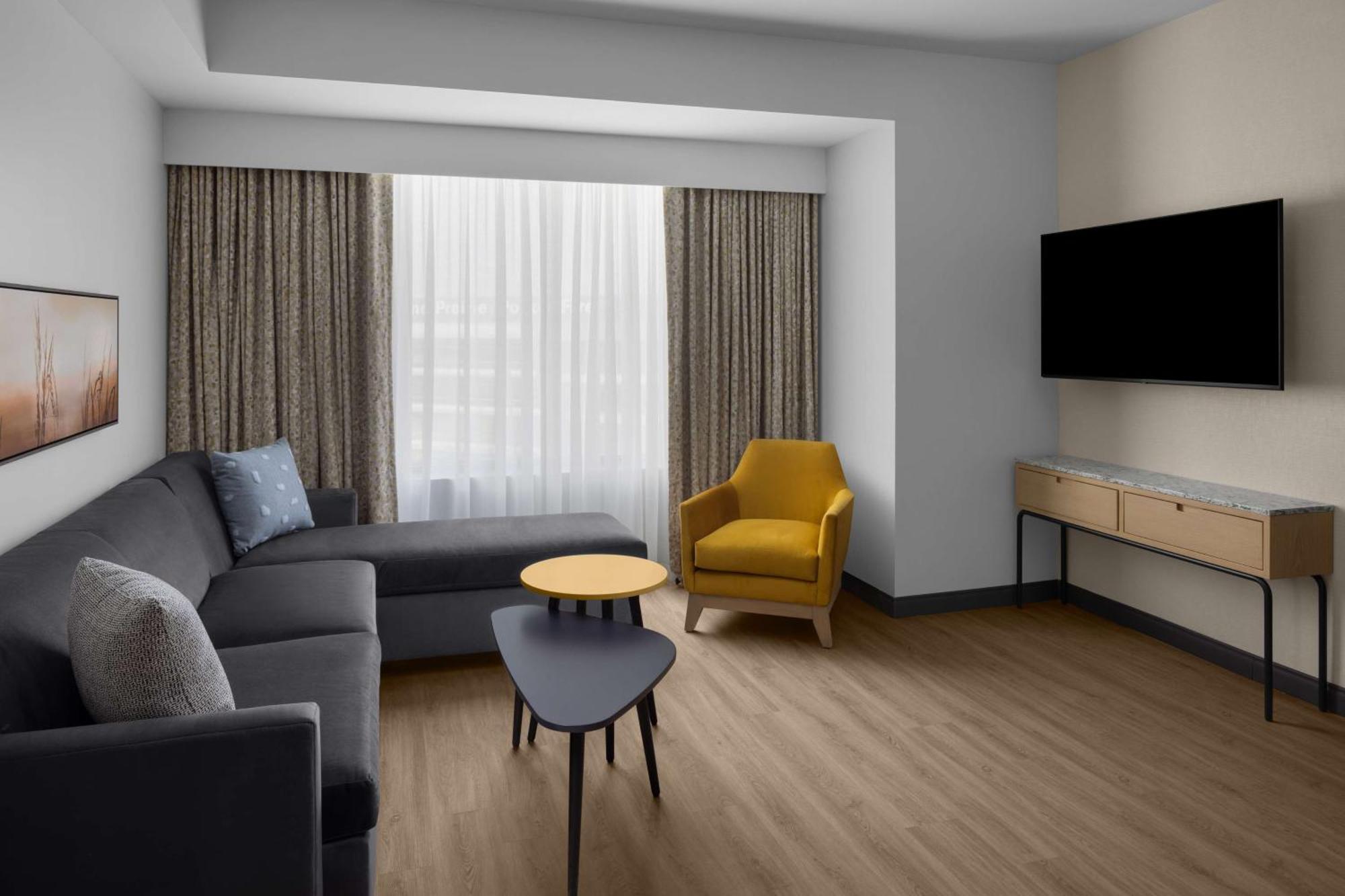 Homewood Suites By Hilton Grand Prairie At Epiccentral Bagian luar foto