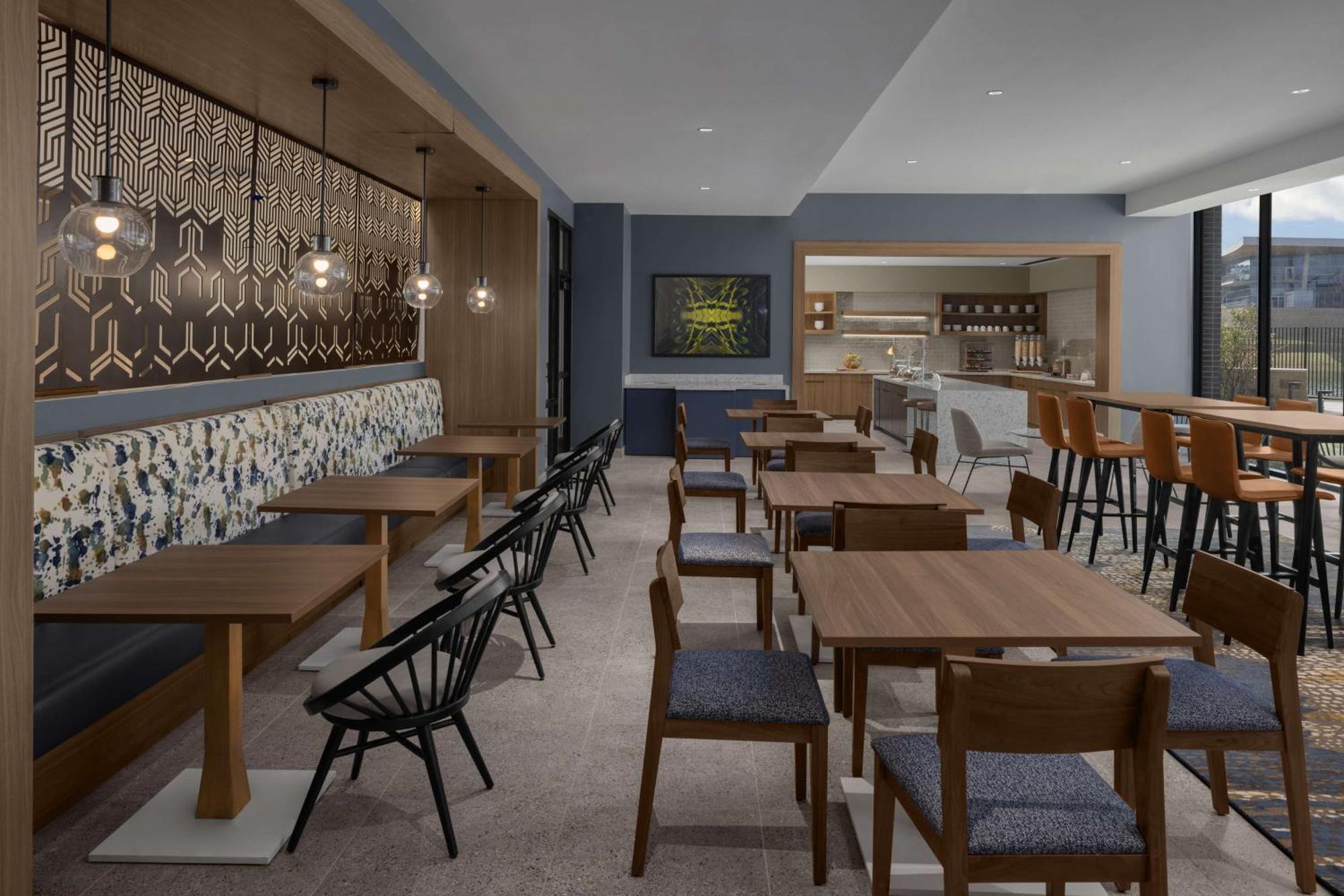 Homewood Suites By Hilton Grand Prairie At Epiccentral Bagian luar foto