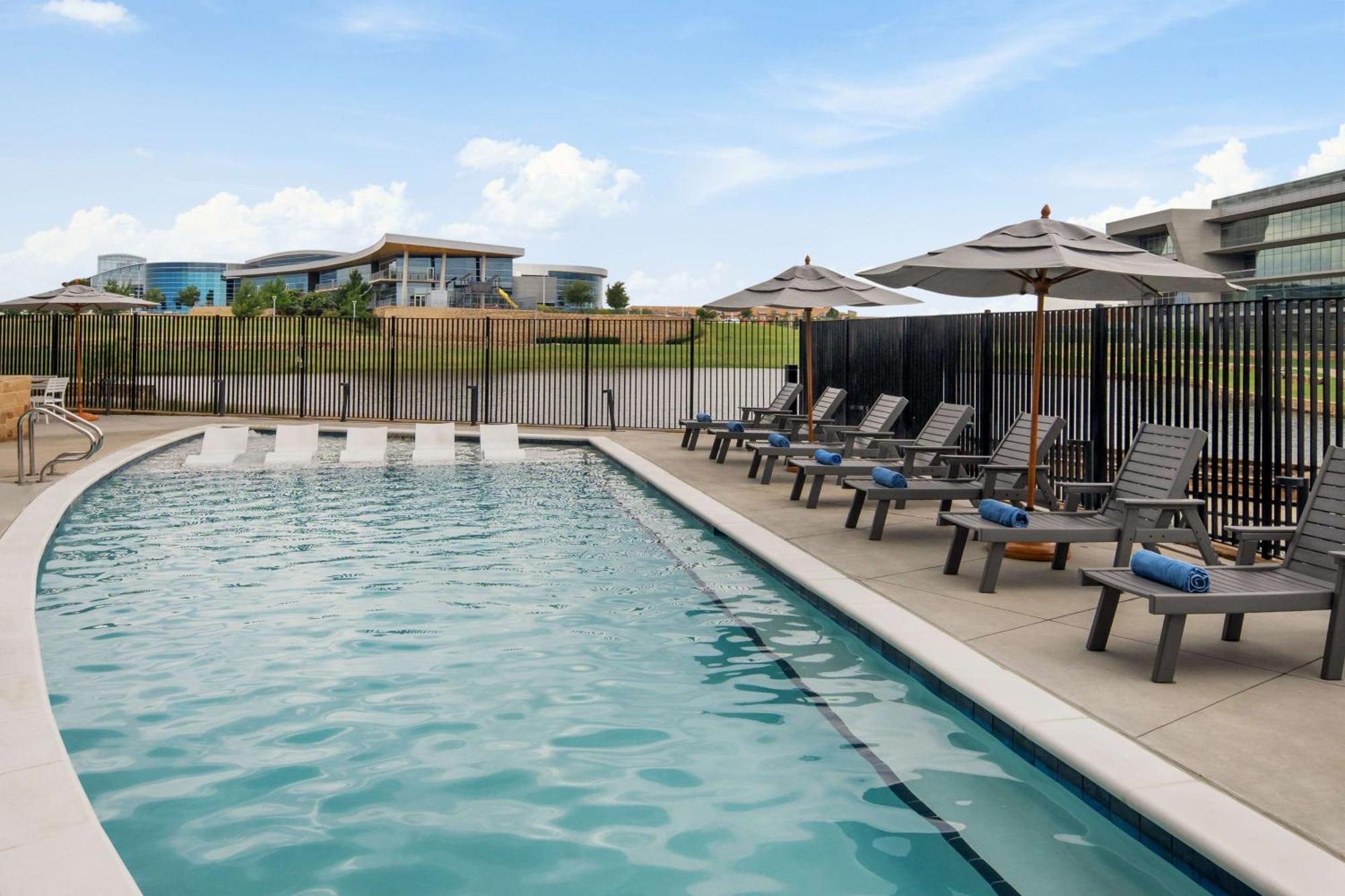 Homewood Suites By Hilton Grand Prairie At Epiccentral Bagian luar foto